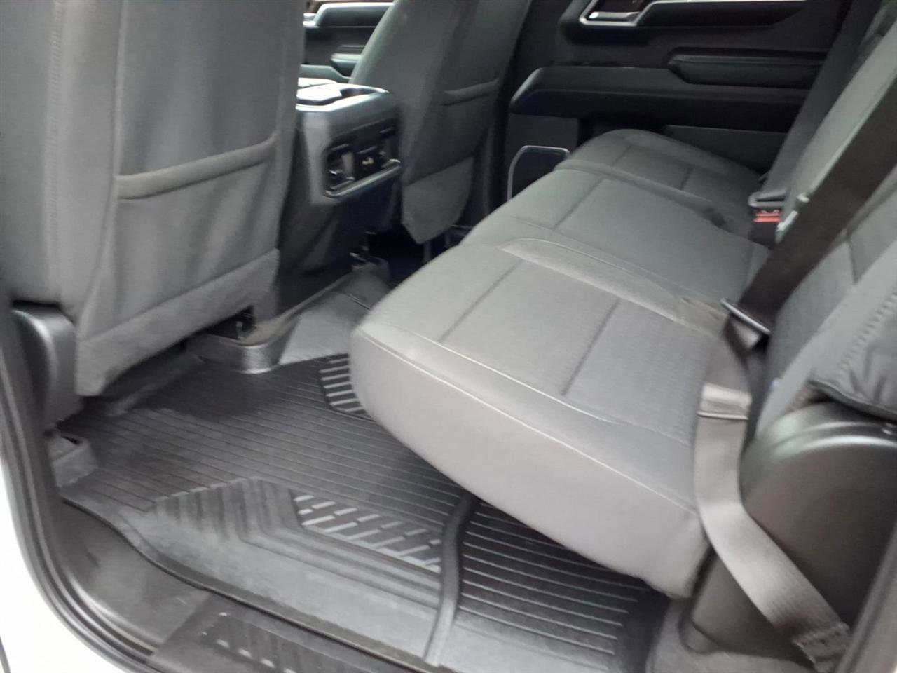 Used 2022 Chevrolet Silverado 1500 RST image 8