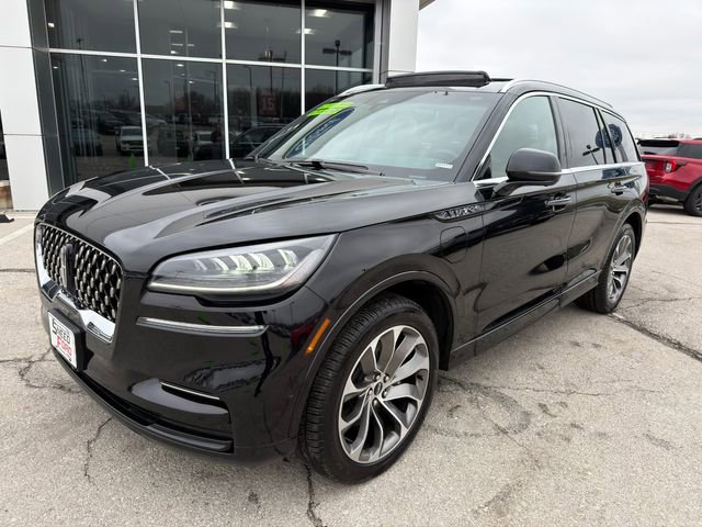Used 2023 Lincoln Aviator Grand Touring w/ Elements Package Plus image 3