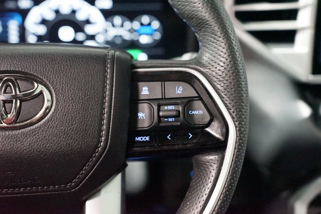 Used 2023 Toyota Tundra Platinum image 14