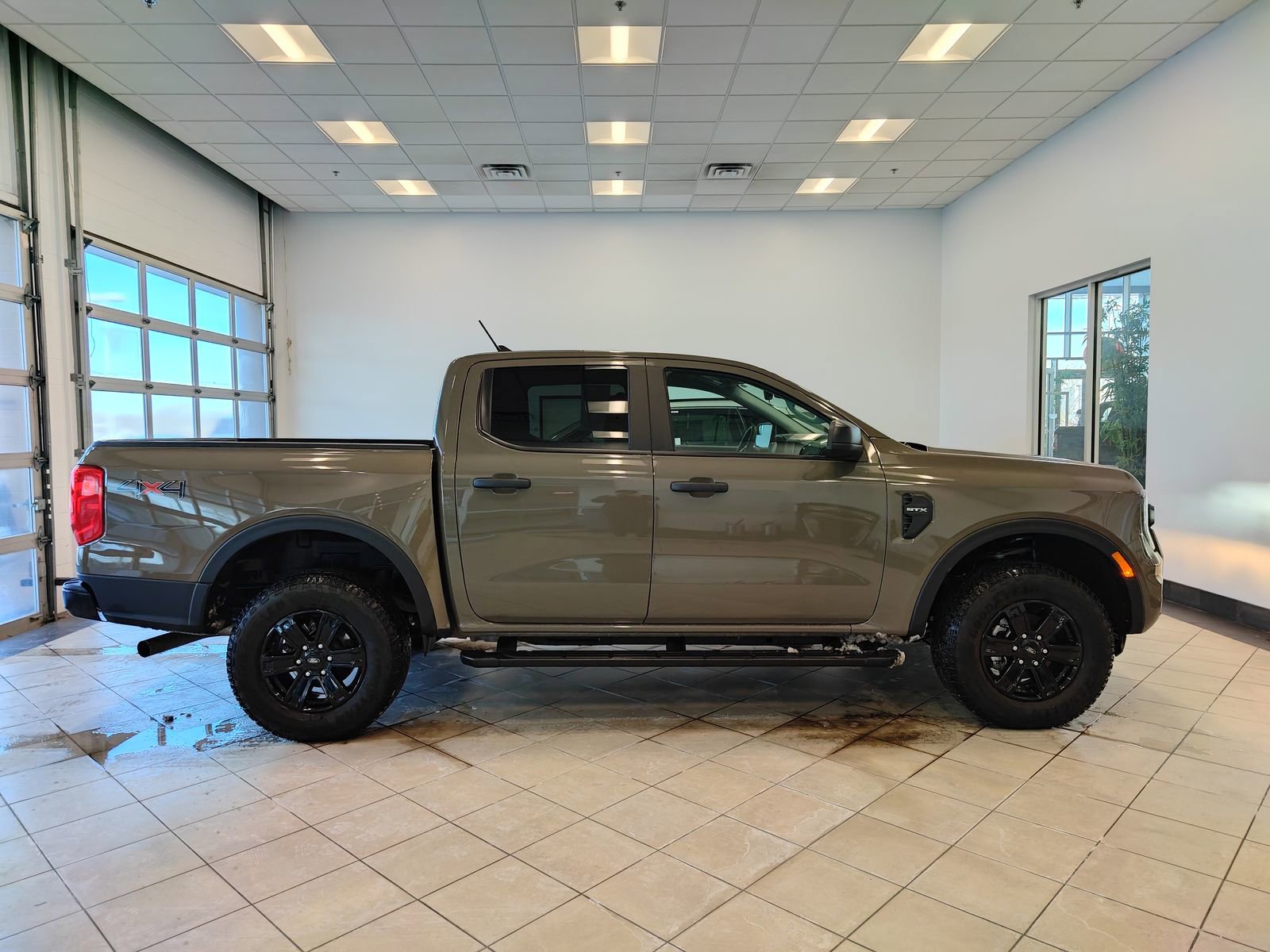 Used 2025 Ford Ranger XL w/ Trailer Tow Package image 2