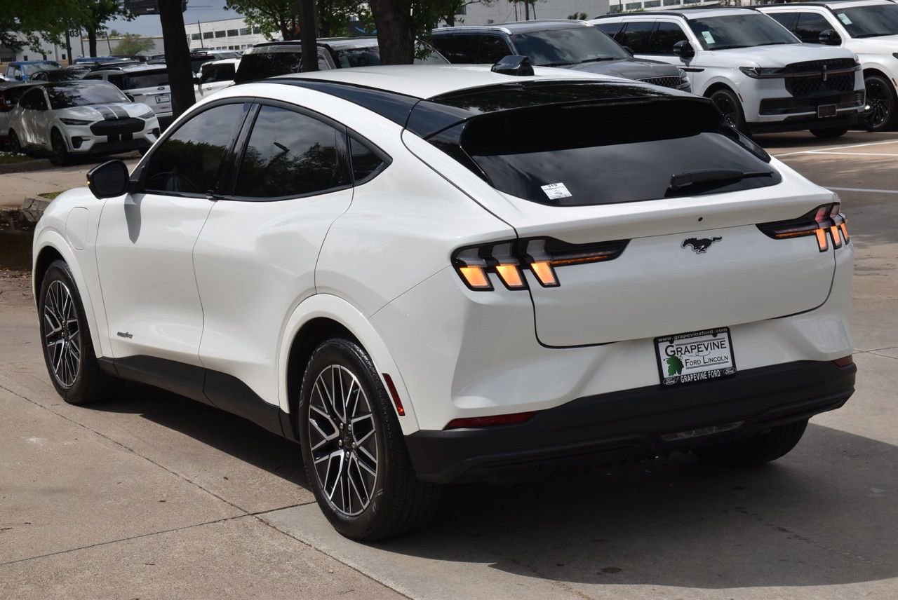 Certified 2025 Ford Mustang Mach-E Premium image 10