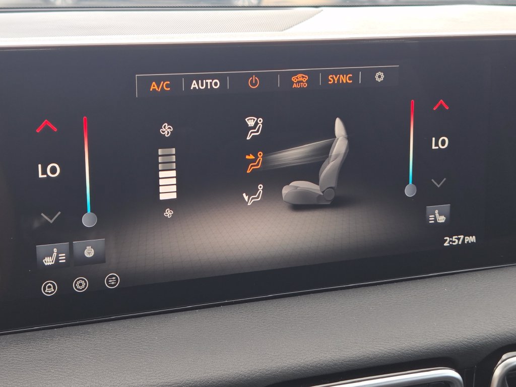 New 2026 Nissan Sentra SR w/ SR Premium Package FWD image 5