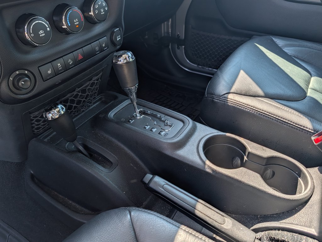 Used 2016 Jeep Wrangler Unlimited Sport AWD/4WD image 7
