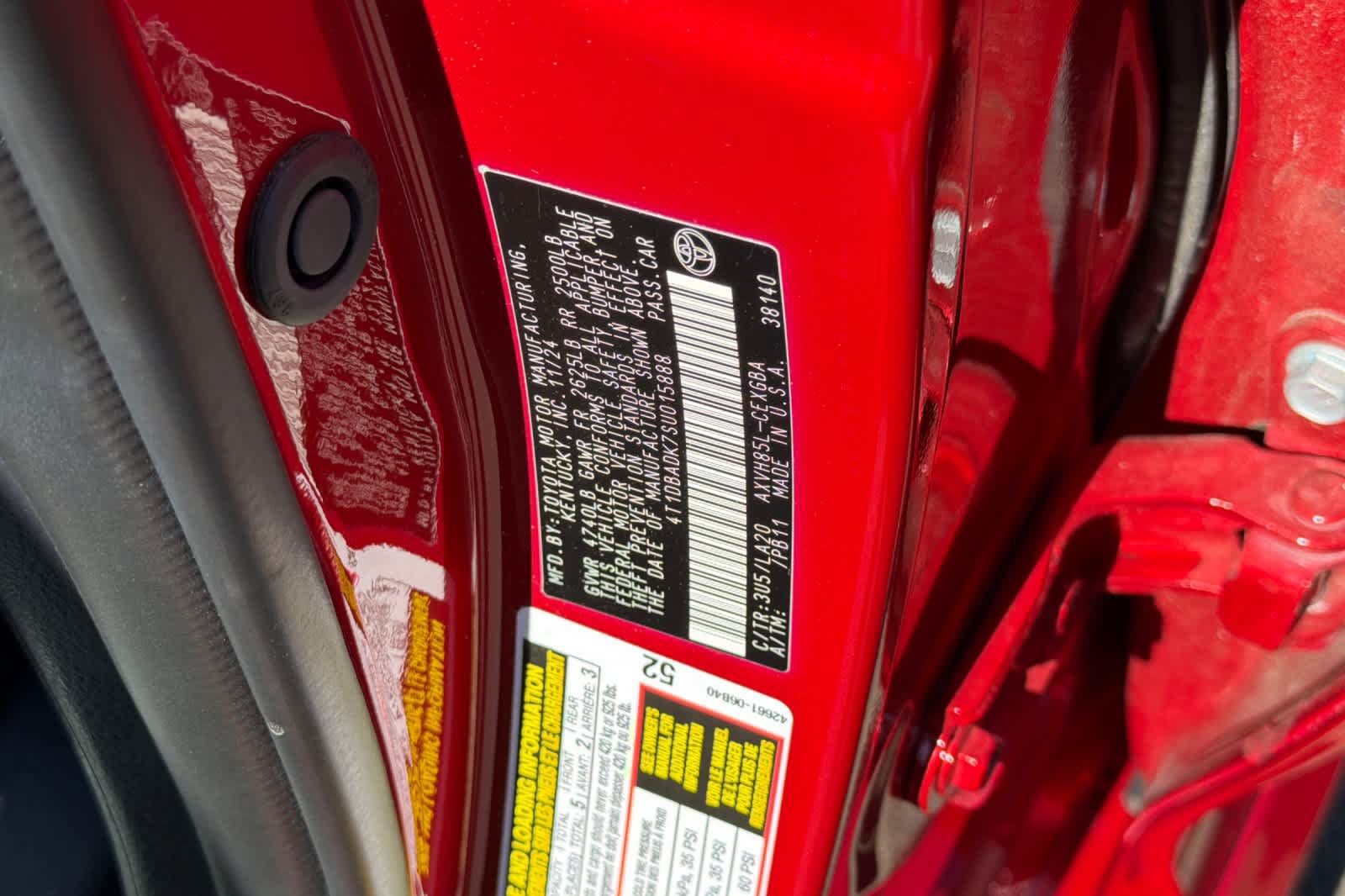 Used 2025 Toyota Camry XLE w/ Premium Plus Package AWD/4WD image 33