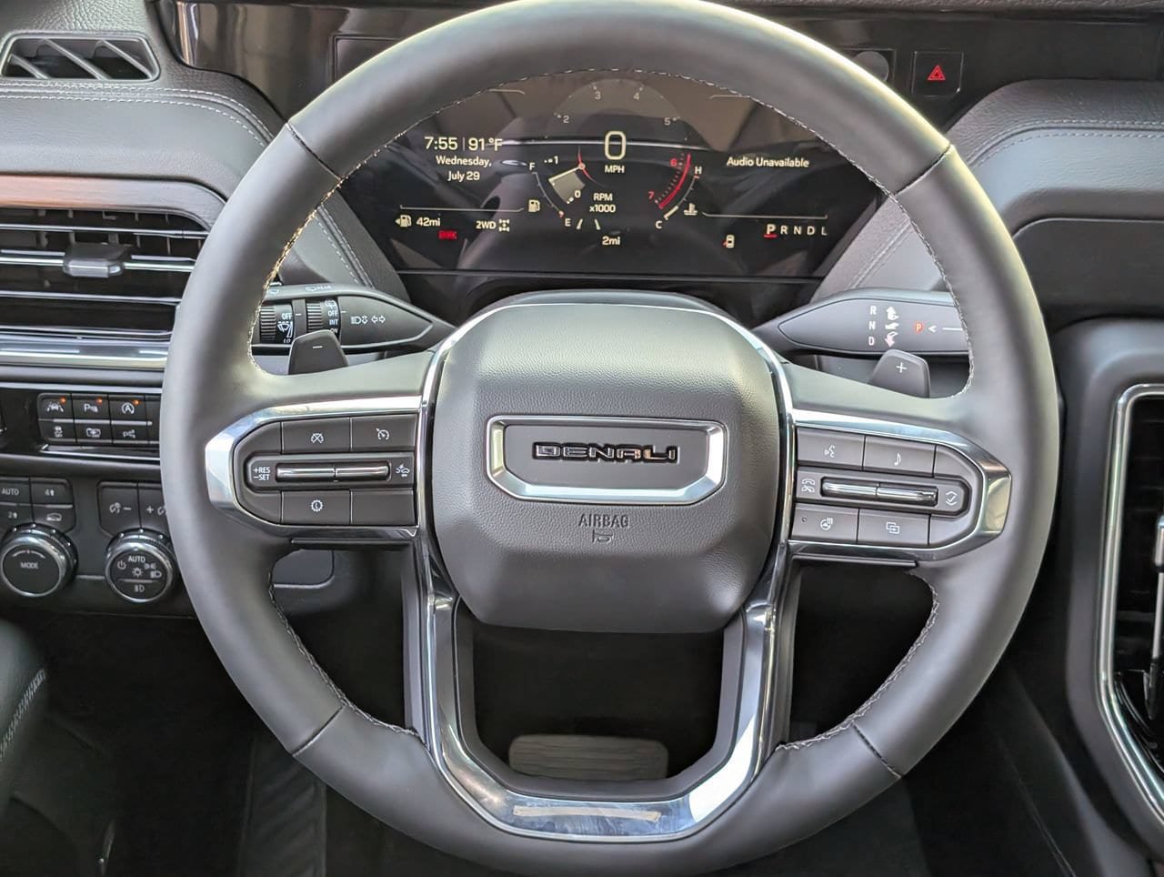 New 2026 GMC Yukon Denali w/ Sun & Power Step Package AWD/4WD image 10