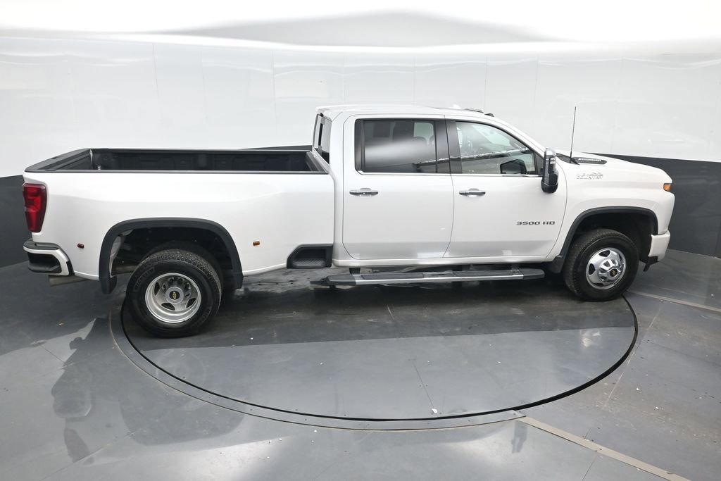Used 2023 Chevrolet Silverado 3500 High Country image 28