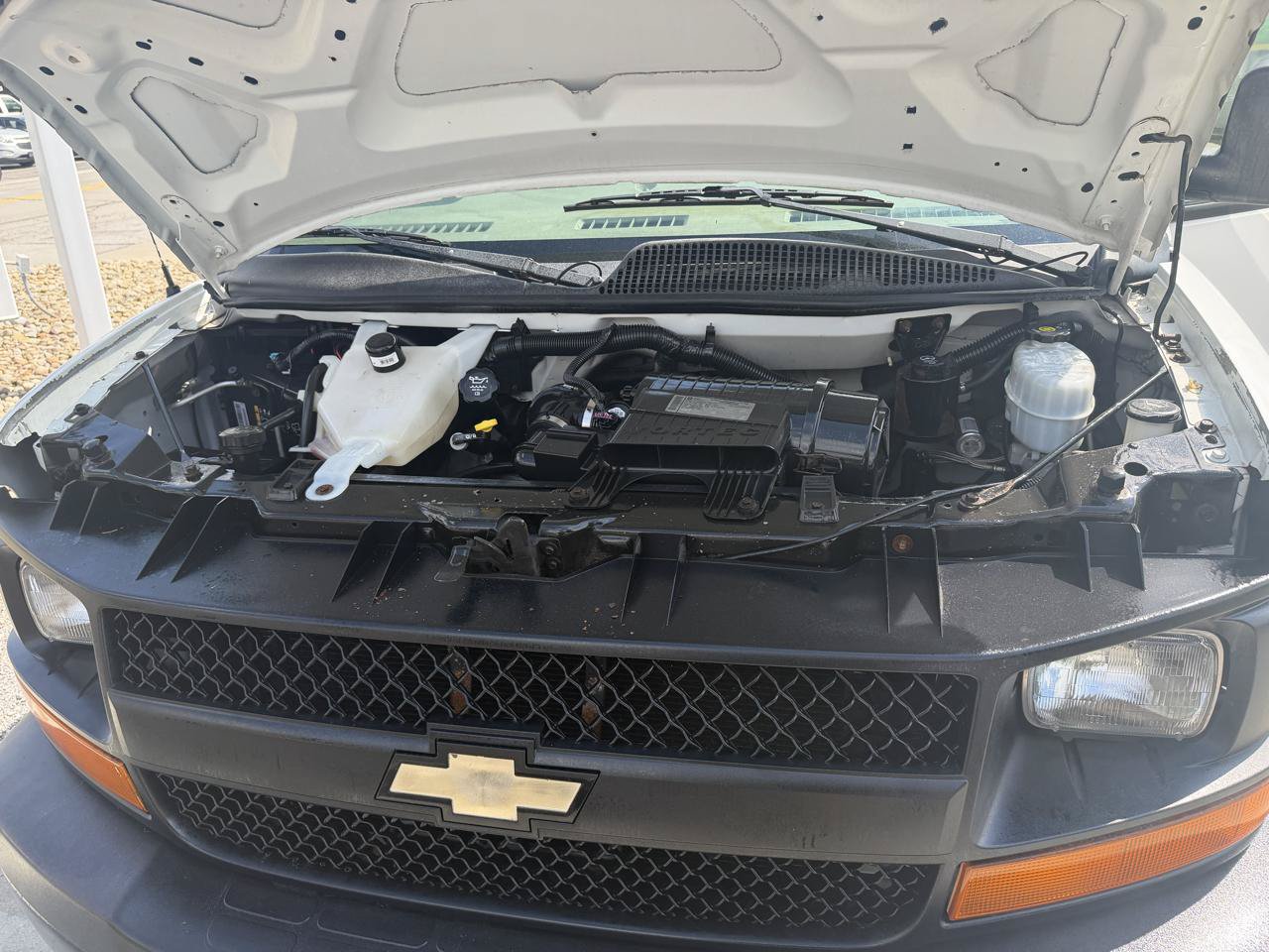 Used 2012 Chevrolet Express 2500 RWD image 17