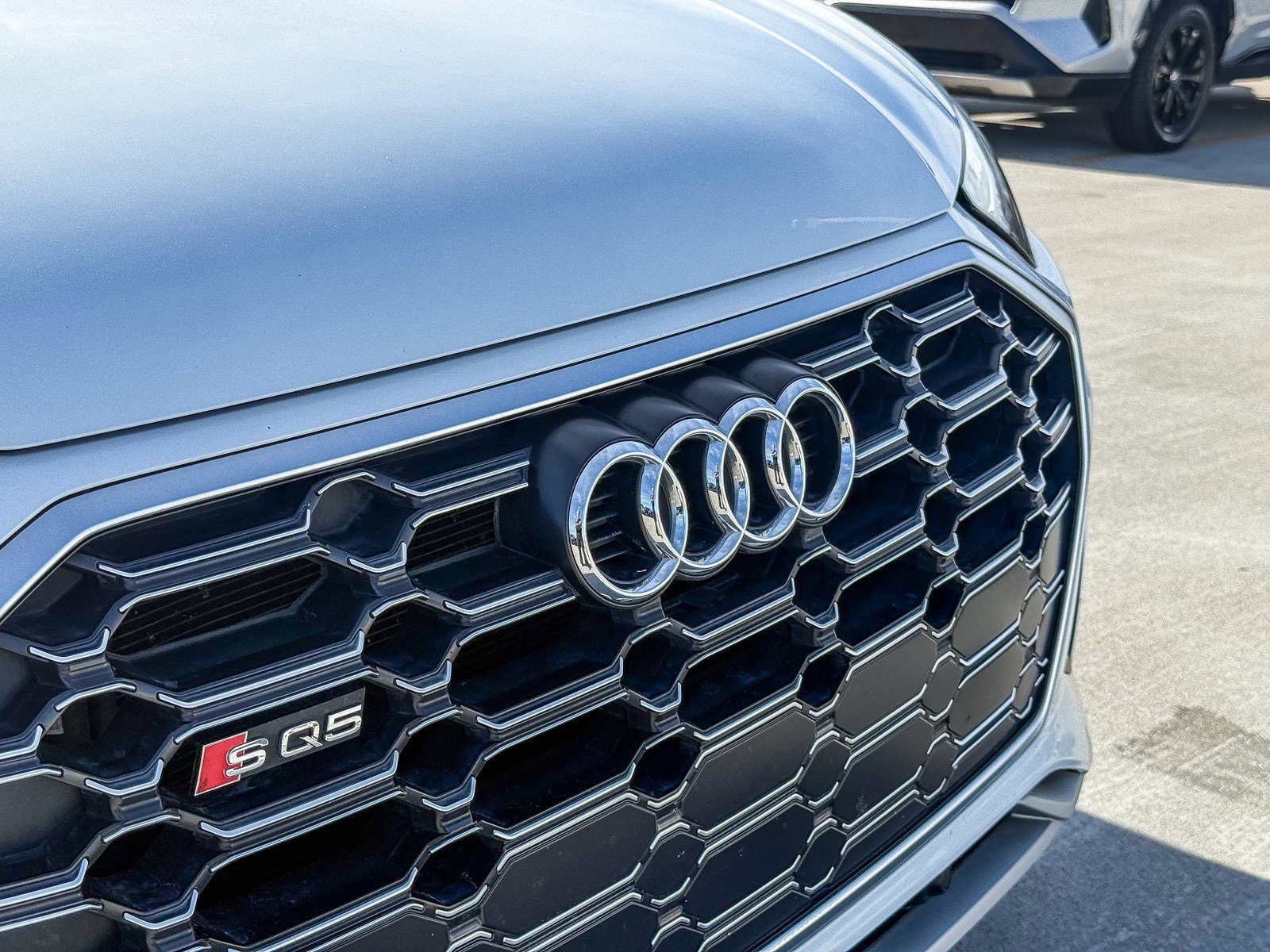 Used 2022 Audi SQ5 Premium w/ Convenience Package image 10