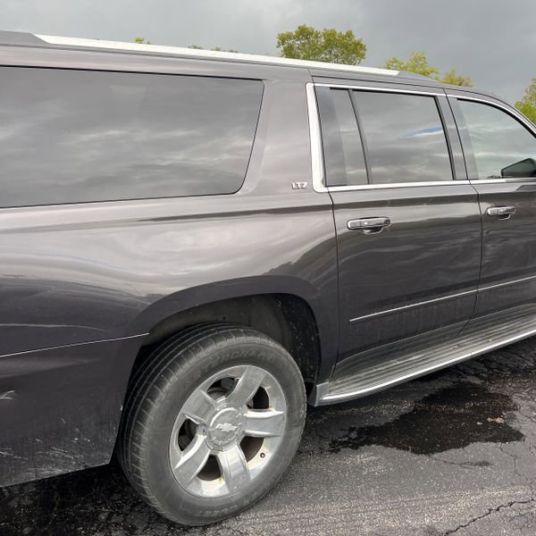 Used 2016 Chevrolet Suburban LTZ image 11