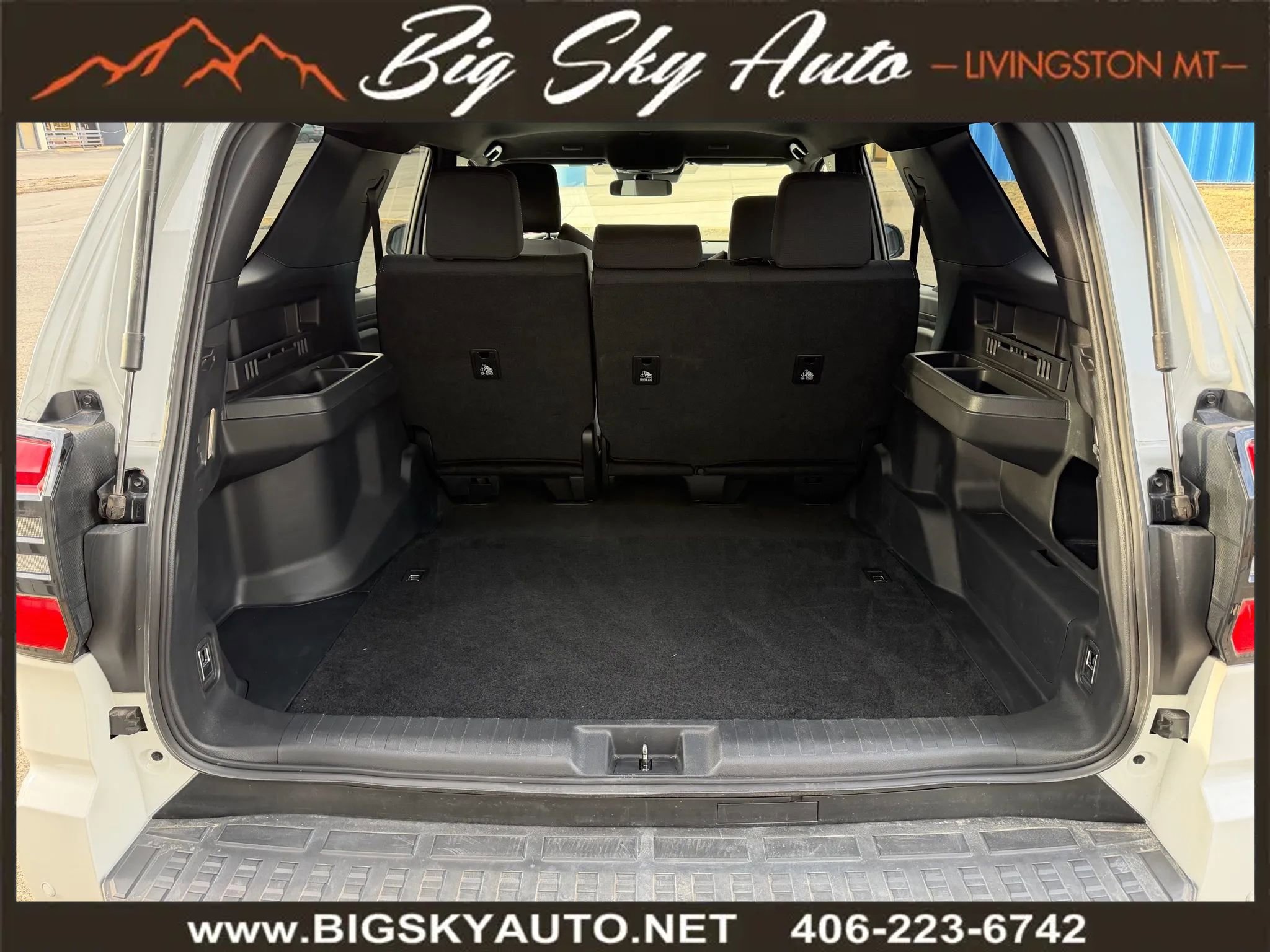 Used 2025 Toyota 4Runner 4WD image 21