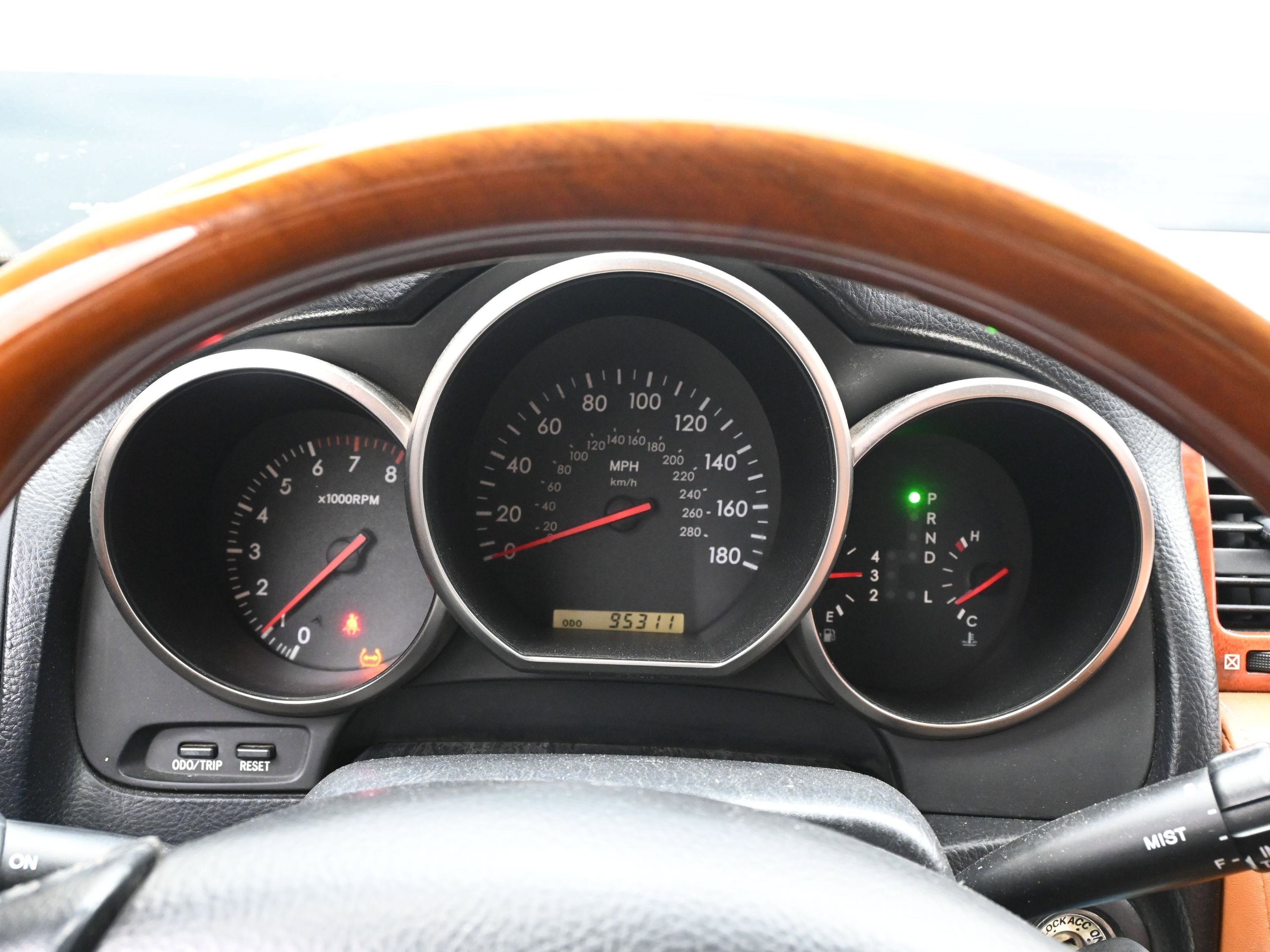 Used 2003 Lexus SC 430 Convertible image 5