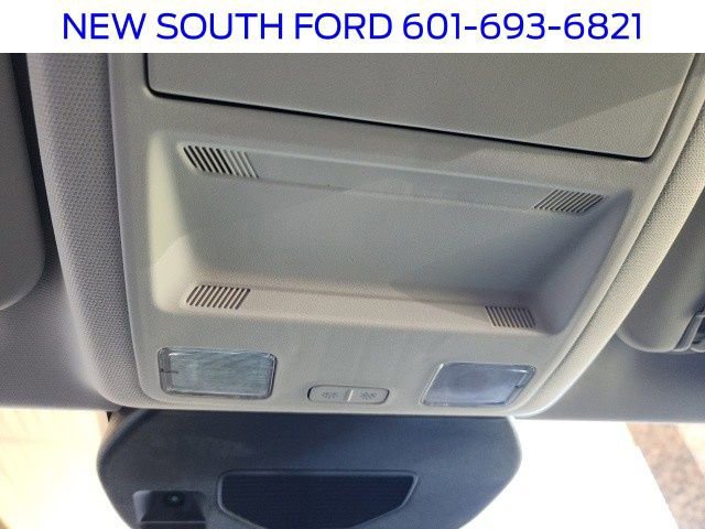 New 2025 Ford Escape SE image 27