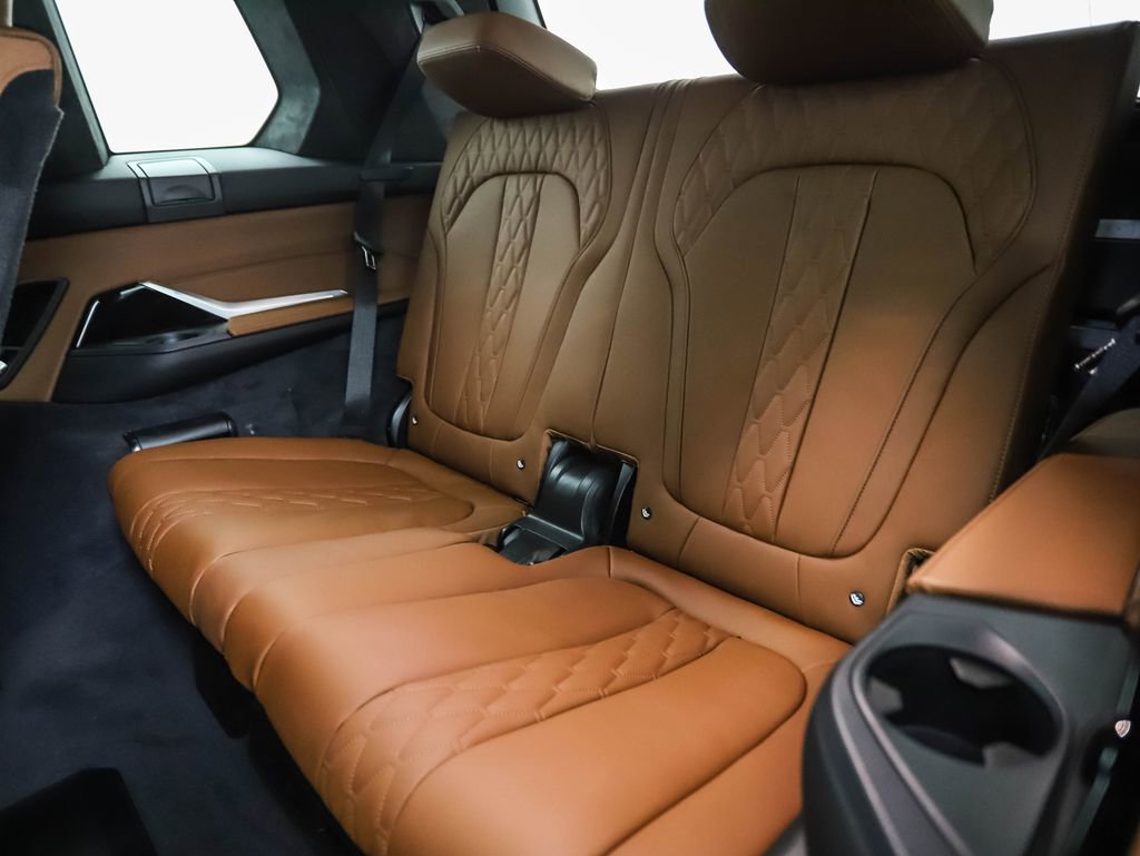 New 2026 BMW ALPINA XB7 image 24