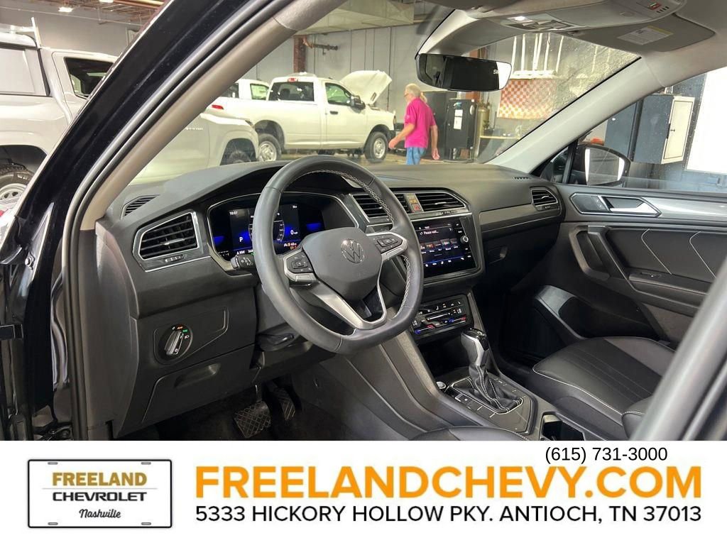 Used 2022 Volkswagen Tiguan SE image 7