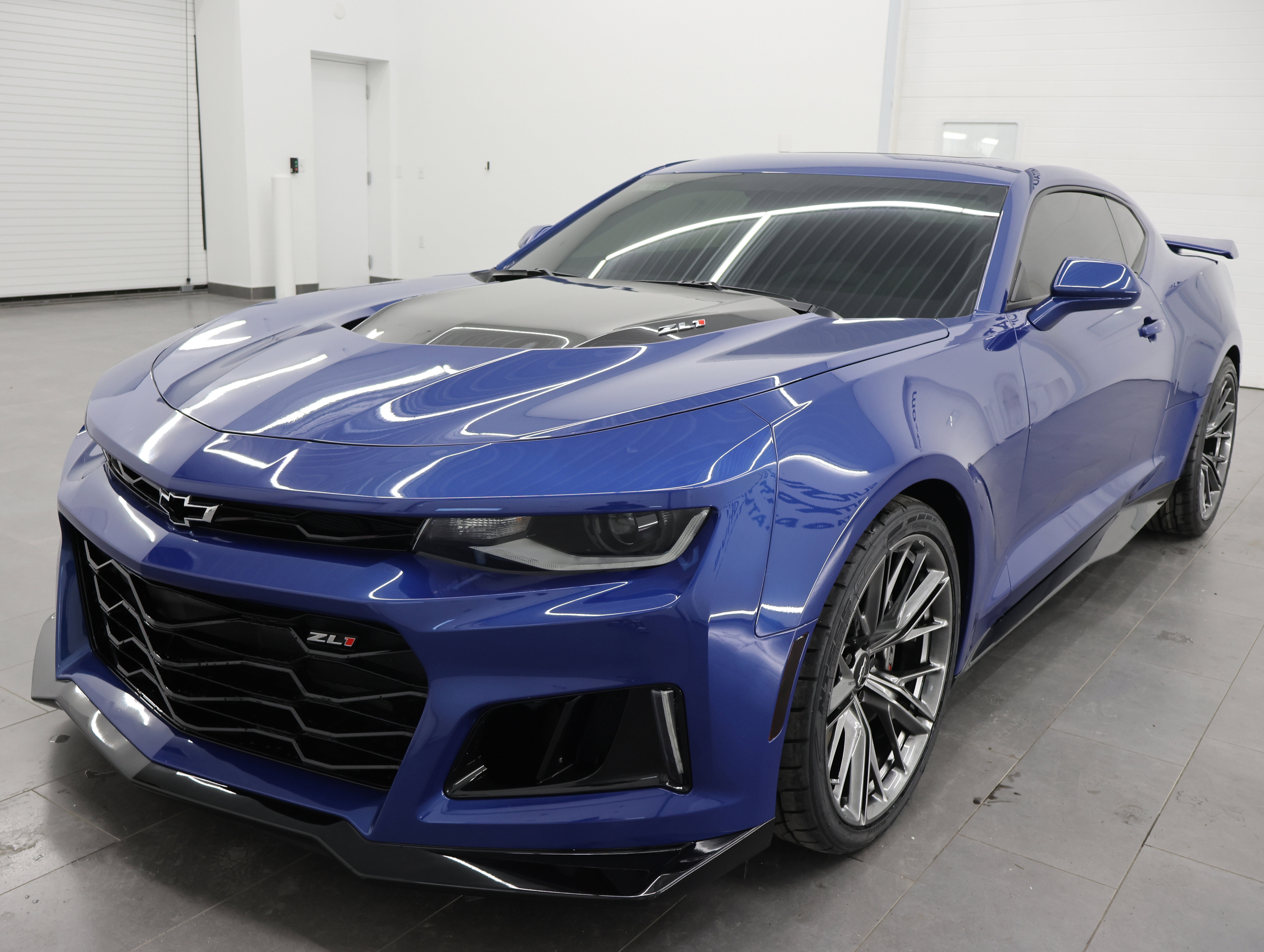 Used 2023 Chevrolet Camaro ZL1 RWD image 7