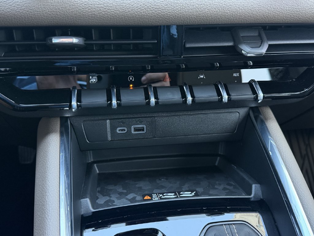 New 2026 GMC Canyon Denali AWD/4WD image 18