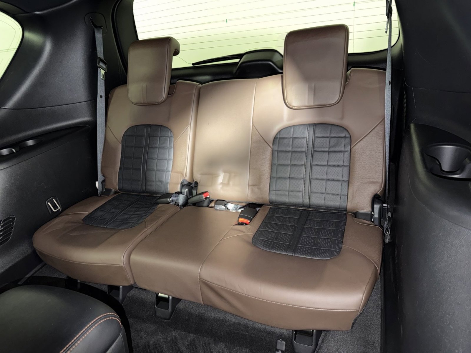 Used 2020 Nissan Armada Platinum w/ Platinum Reserve Package image 26