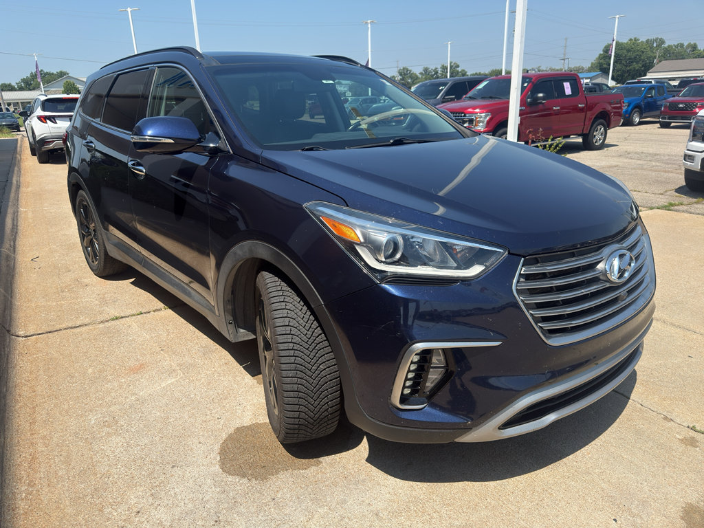 Used 2017 Hyundai Santa Fe FWD image 4