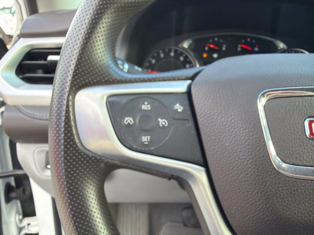 Used 2023 GMC Acadia SLE w/ Driver Convenience Package FWD image 24