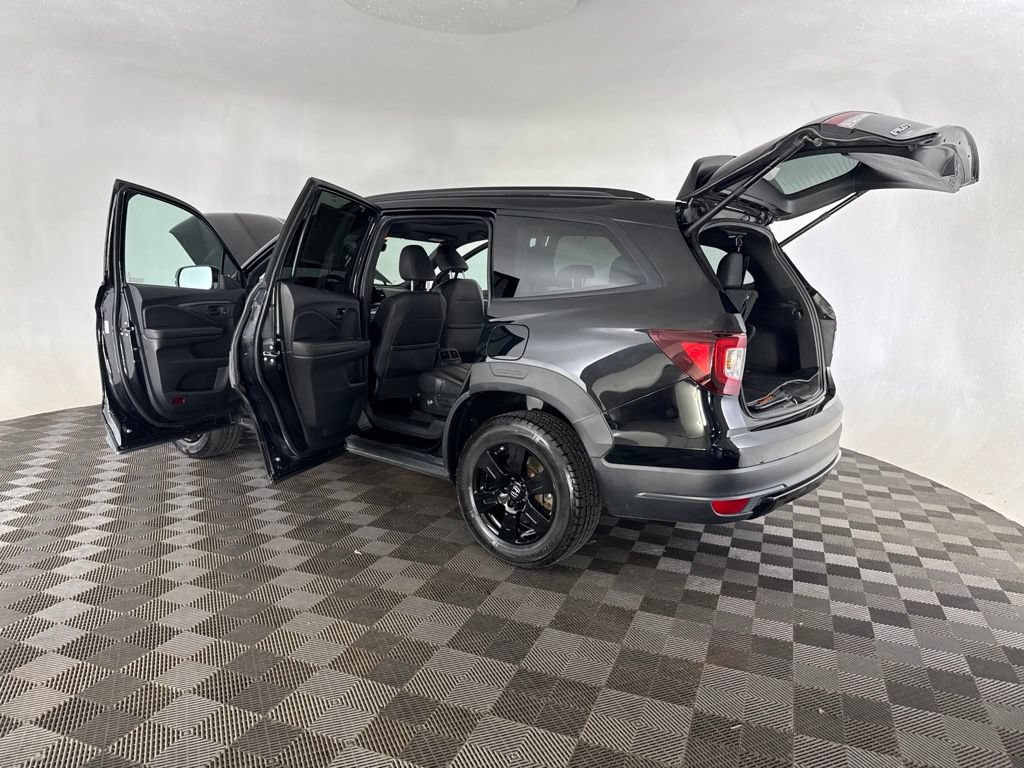 Certified 2022 Honda Pilot TrailSport image 18