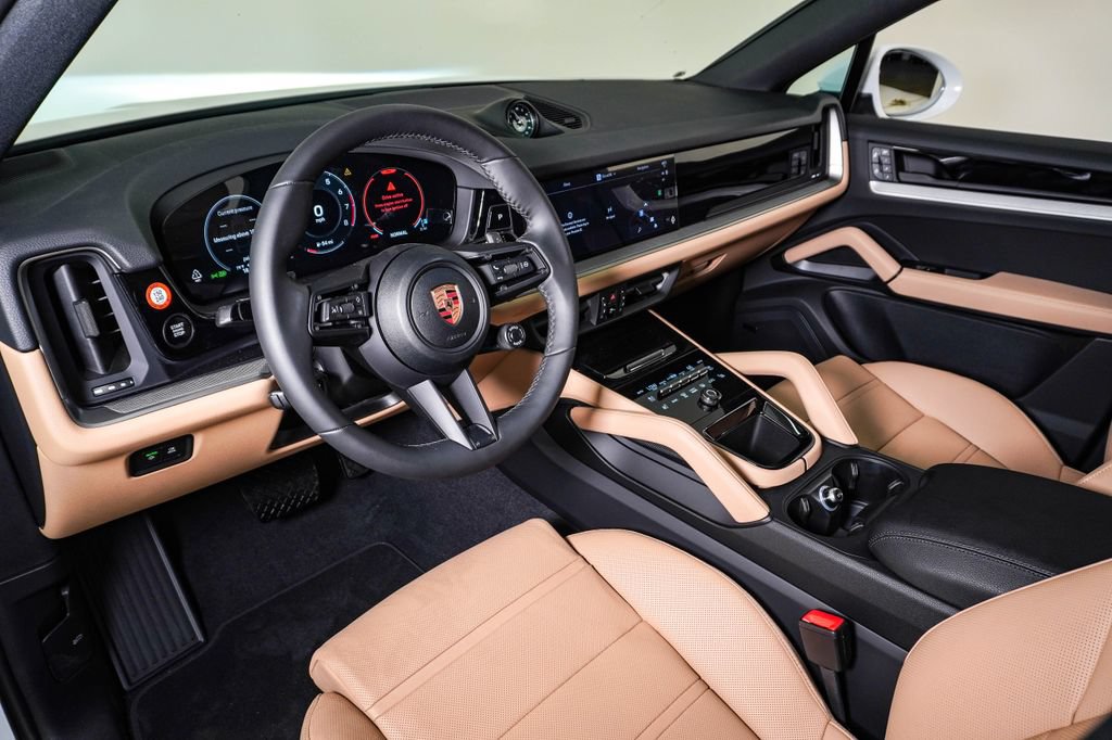 New 2026 Porsche Cayenne Coupe AWD/4WD image 4