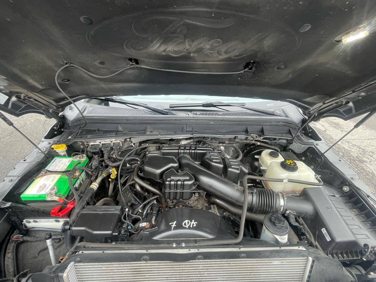 Used 2016 Ford F250 Lariat w/ Lariat Interior Package image 22