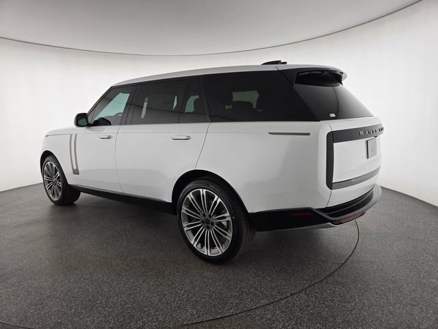 New 2026 Land Rover Range Rover Long Wheelbase SE AWD/4WD image 16