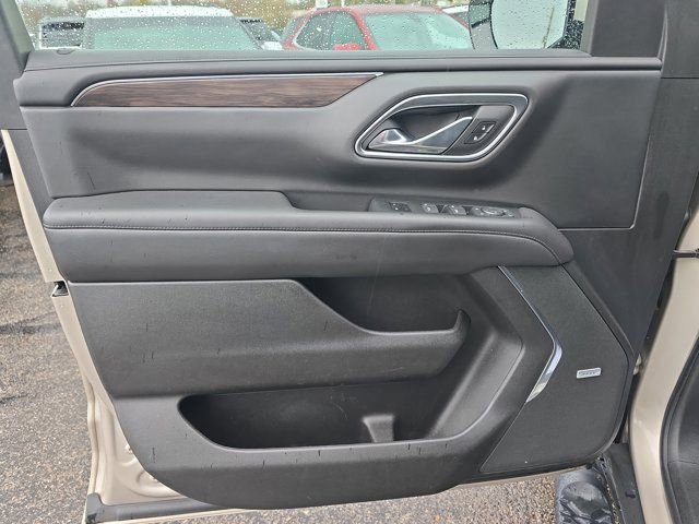 Used 2021 Chevrolet Tahoe Z71 w/ Z71 Signature Package image 25