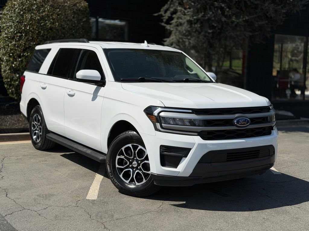 Used 2024 Ford Expedition XLT image 7