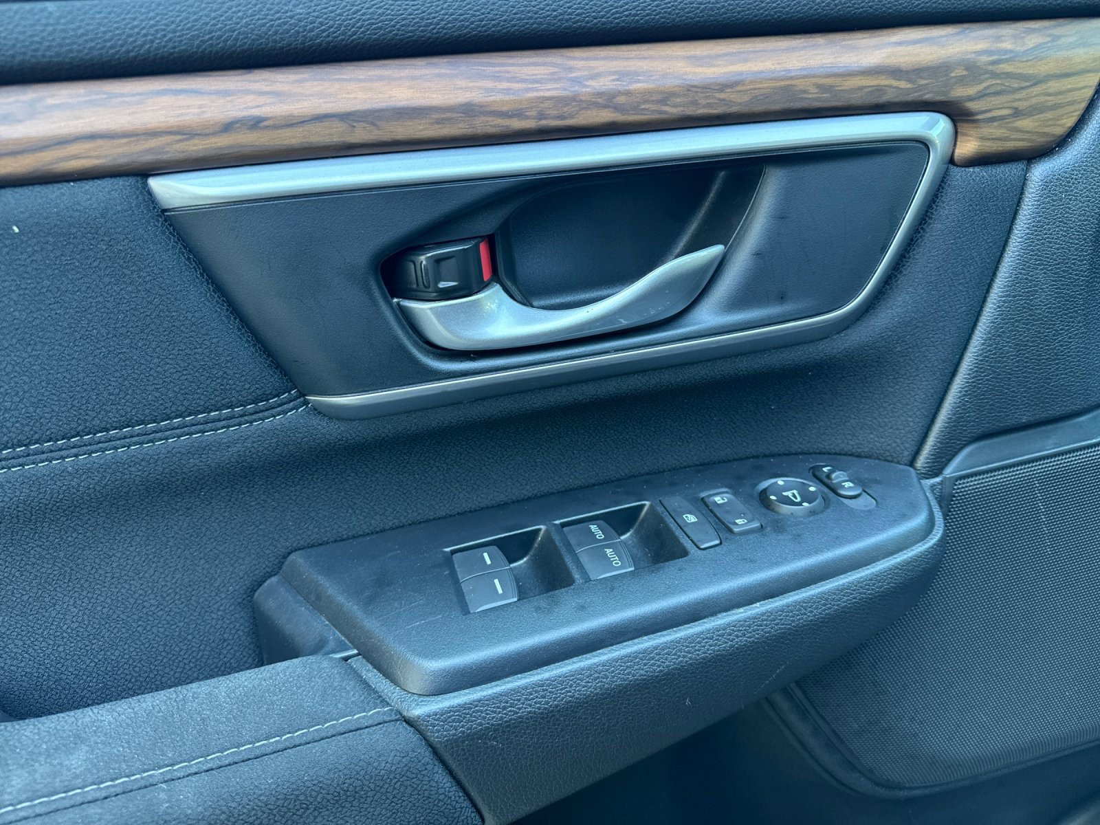 Used 2022 Honda CR-V EX image 11