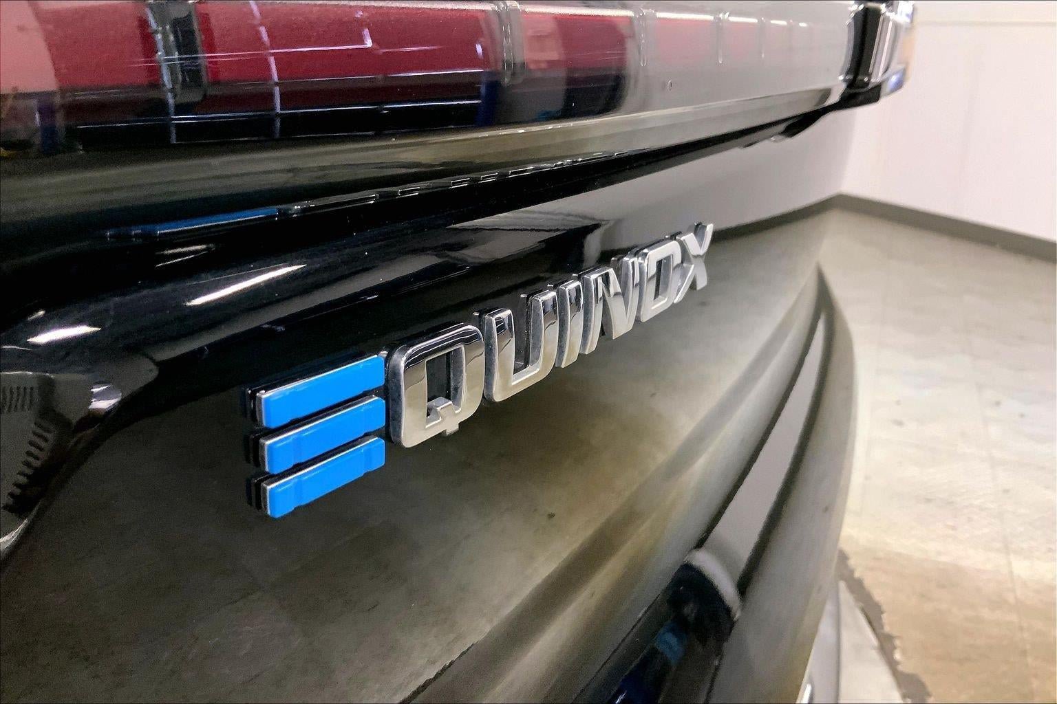 Used 2025 Chevrolet Equinox EV LT FWD image 8