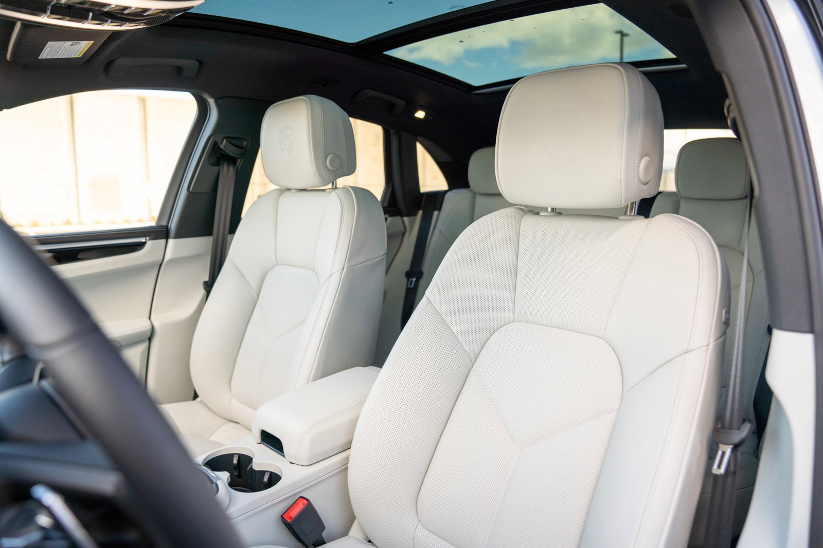 New 2026 Porsche Macan S image 5