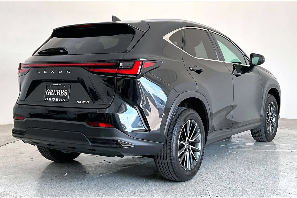 Used 2025 Lexus NX 250 FWD w/ Premium Package image 14