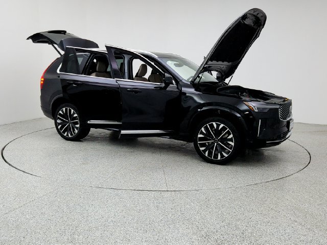 New 2026 Volvo XC90 B6 Plus w/ Protection Package AWD/4WD image 10