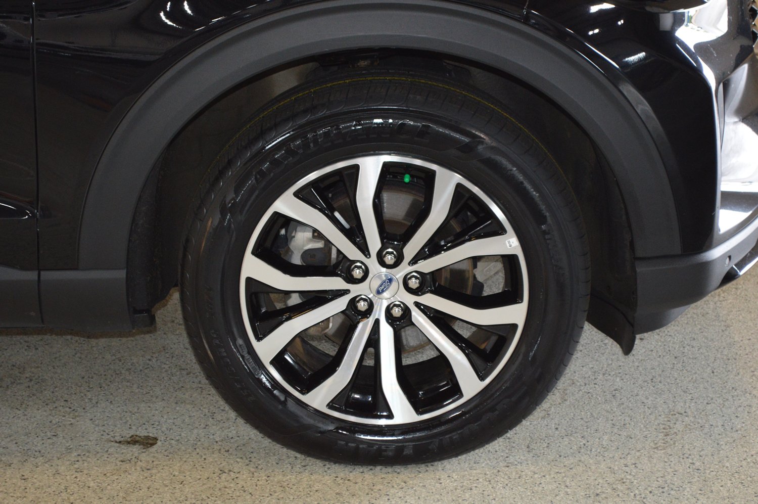 Used 2025 Ford Explorer ST-Line AWD/4WD image 9