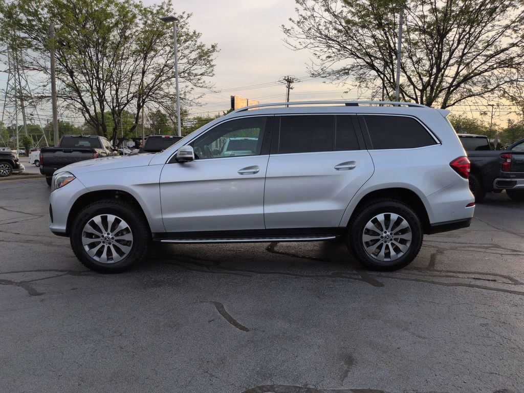 Used 2019 Mercedes-Benz GLS 450 4MATIC image 2