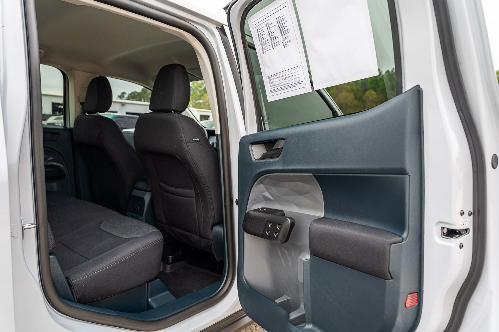 Used 2025 Ford Maverick XL w/ Equipment Group 102A image 14