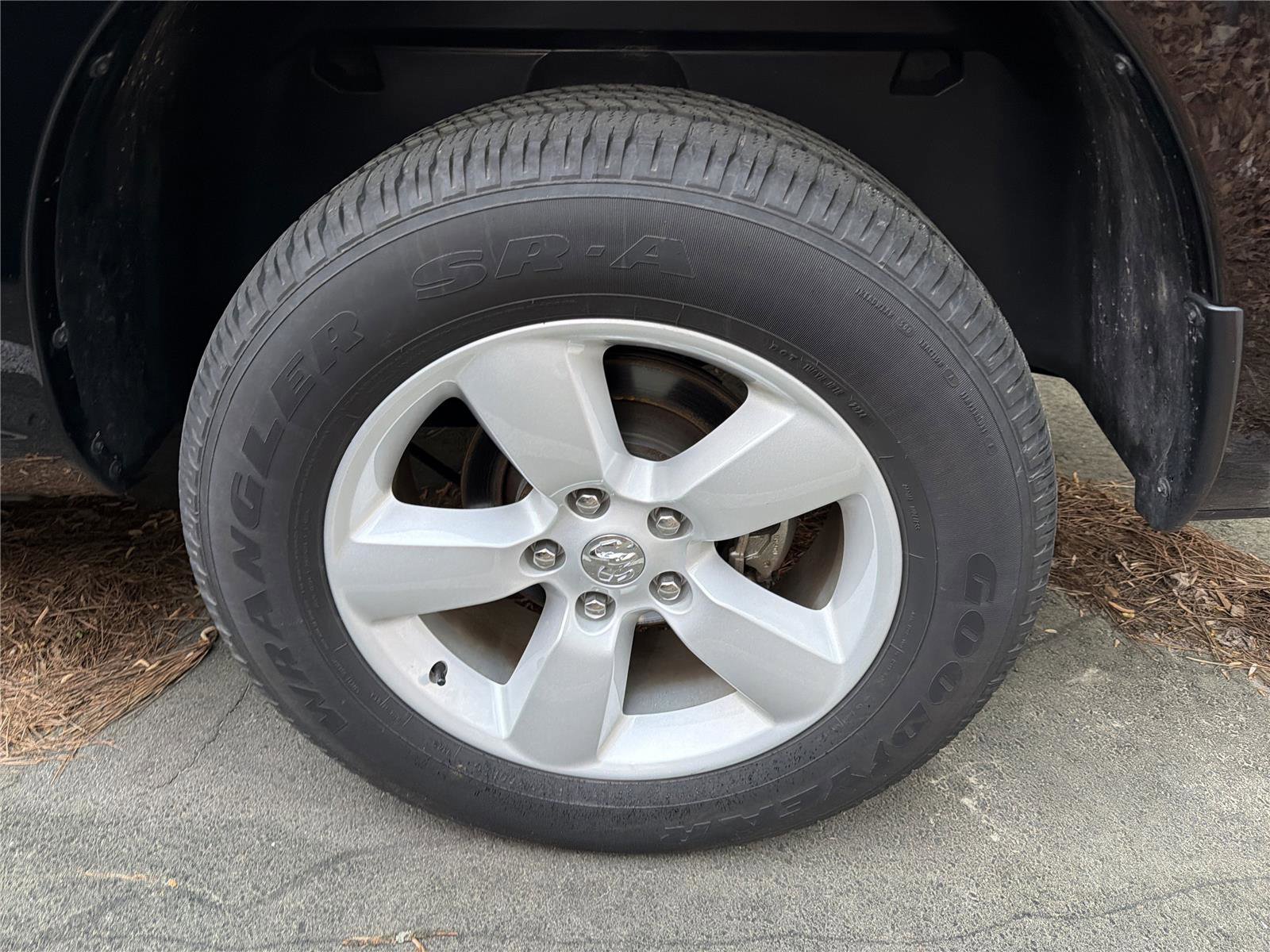 Used 2024 RAM 1500 Tradesman w/ Tradesman SXT Package image 16