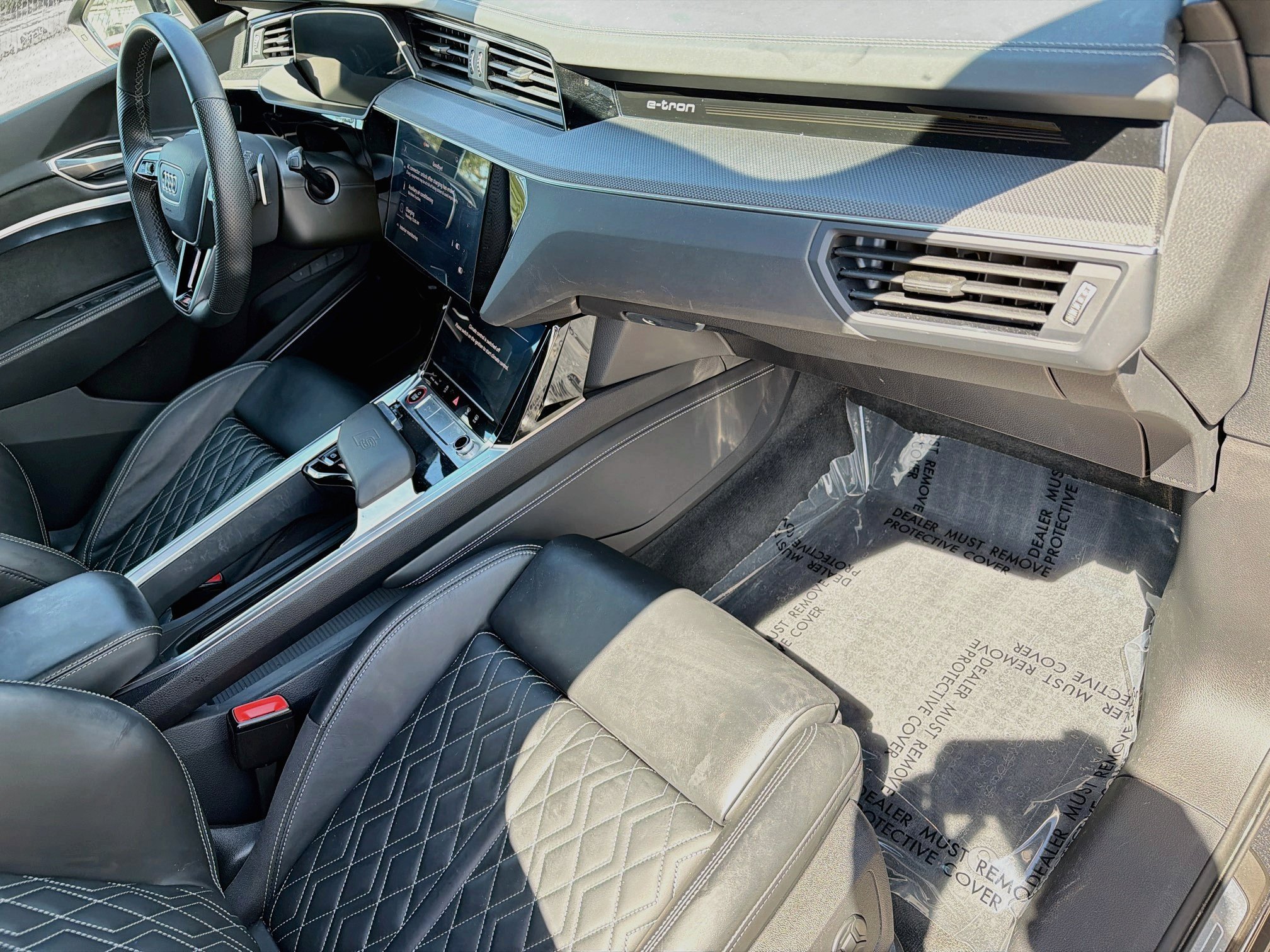 Used 2024 Audi SQ8 e-tron Premium Plus AWD/4WD image 14