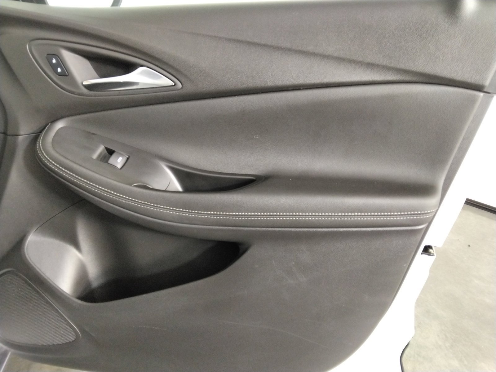 Used 2024 Buick Encore GX Preferred FWD image 33