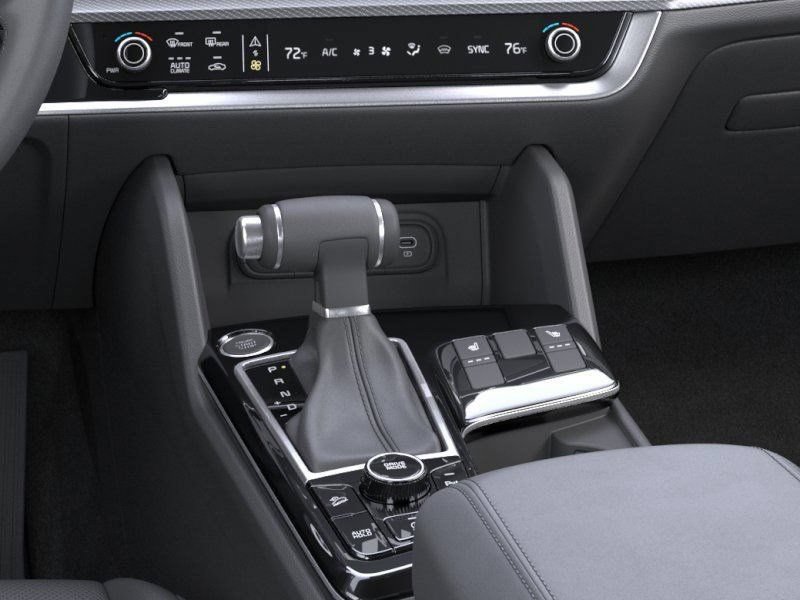 New 2025 Kia Sportage SX FWD image 23