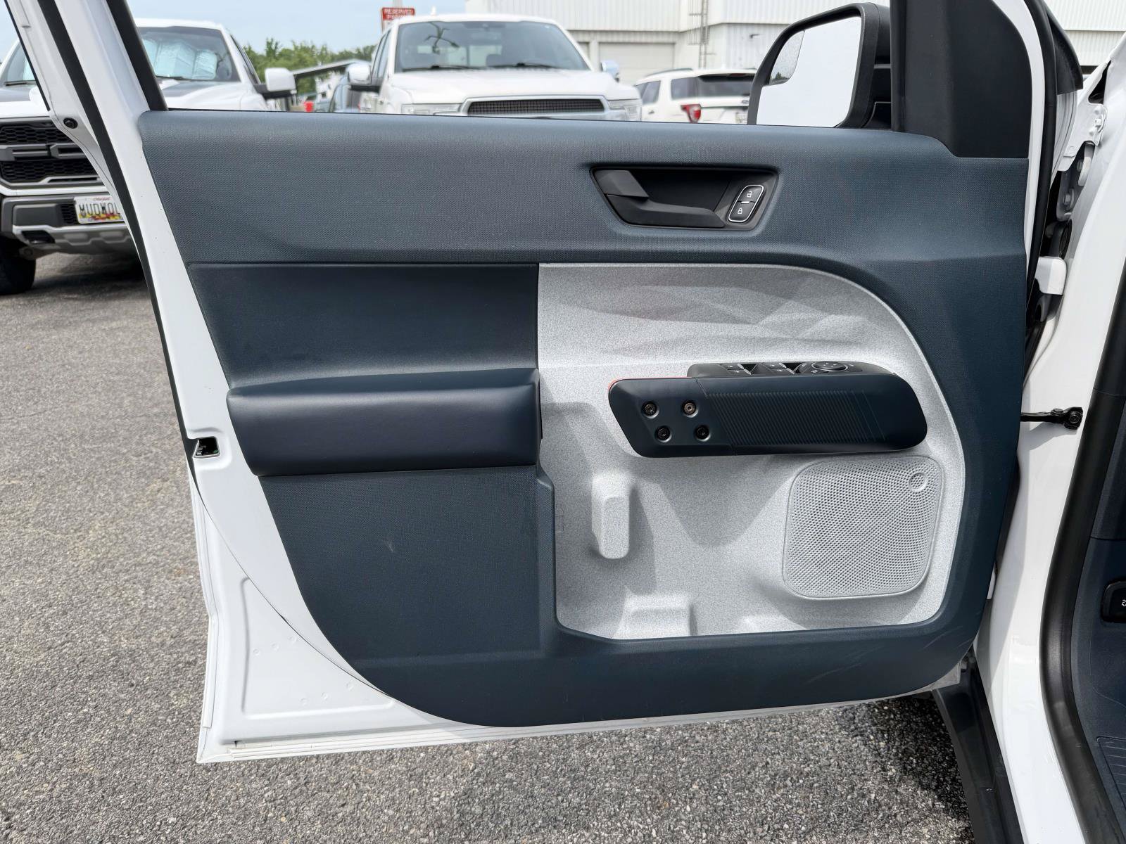 Used 2023 Ford Maverick XLT FWD image 18