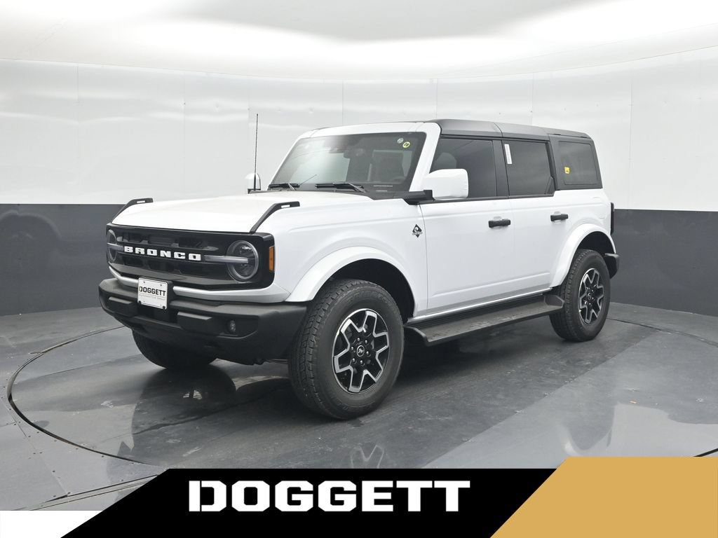New 2026 Ford Bronco Outer Banks AWD/4WD image 1