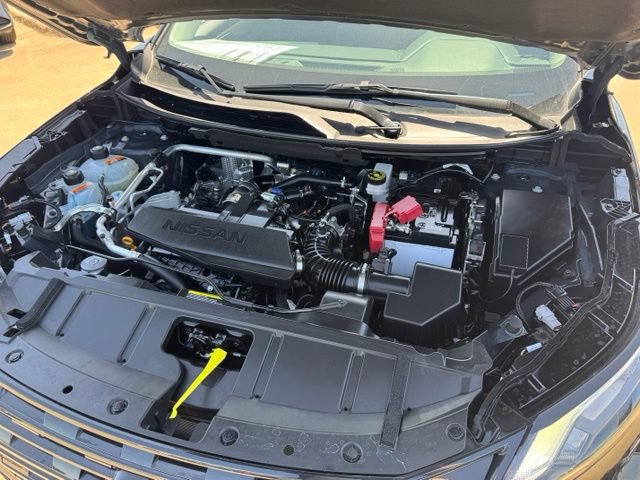 Used 2026 Nissan Rogue Dark Armor FWD image 25