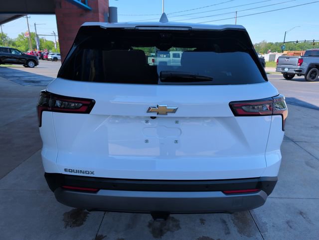 Used 2025 Chevrolet Equinox LT w/ Safety and Technology Package FWD image 7