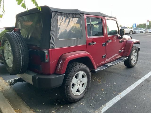 Used 2012 Jeep Wrangler Unlimited Sahara w/ Max Tow Pkg AWD/4WD image 5