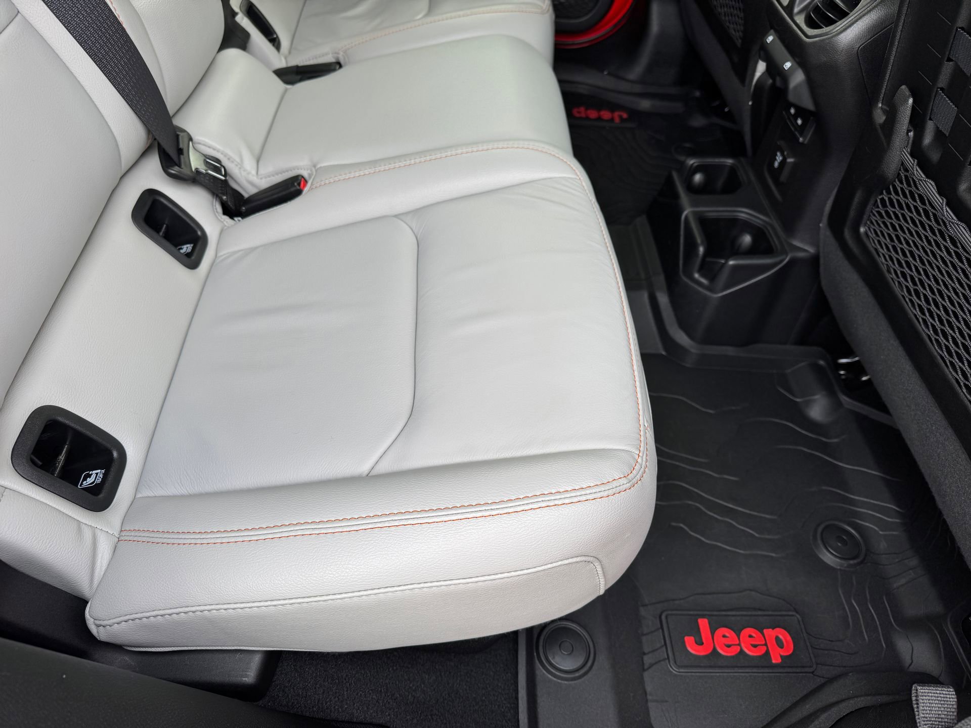 Used 2021 Jeep Gladiator Mojave w/ Uconnect 4C Nav & Sound Group image 38