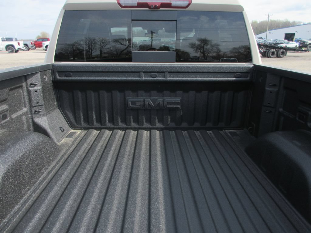 New 2026 GMC Sierra 1500 AT4X AWD/4WD image 9