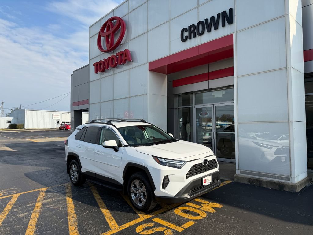 Certified 2024 Toyota RAV4 XLE image 1