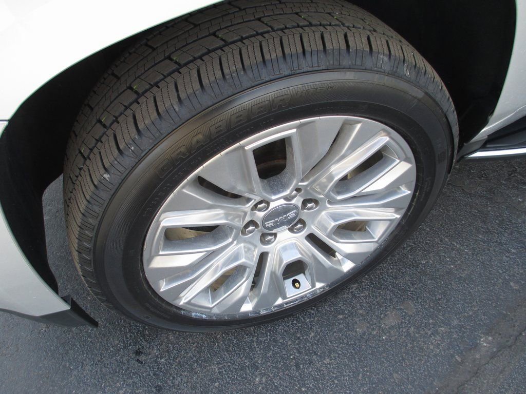 Used 2019 GMC Yukon XL Denali image 12